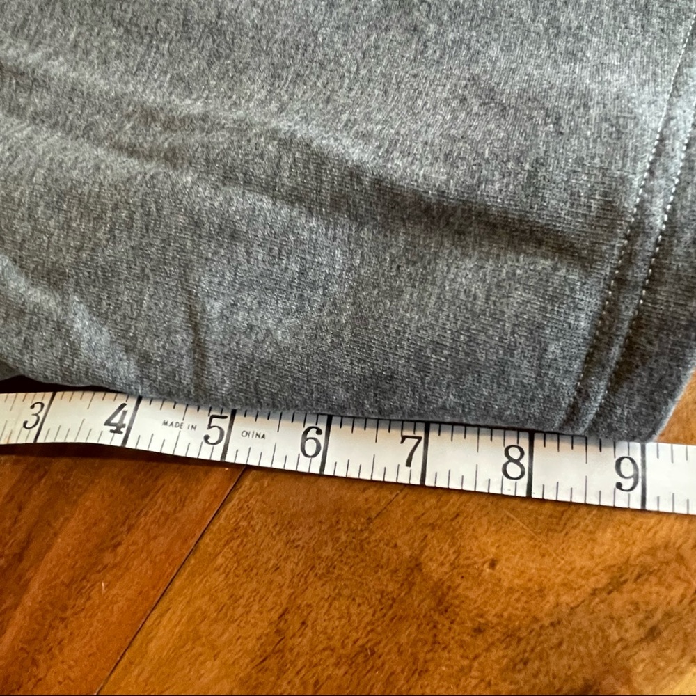The North Face french terry Flashdry sweat shorts - Picture 6 of 9